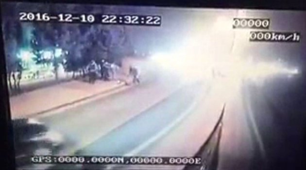 Canlı Bomba'nın Kendini Patlattığı An Kameralarda