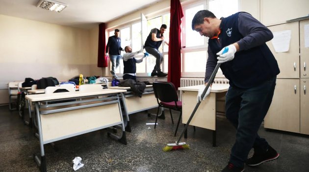 Cezaevi Yerine Okul Temizliğine
