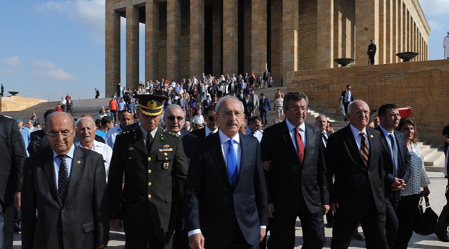 CHP, 29 Ekim’de Anıtkabir’e Yürüyecek