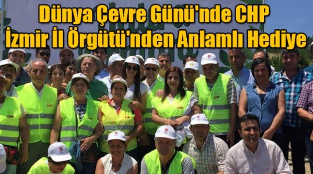 CHP İzmir İl Örgütü’nden Anlamlı Hediye