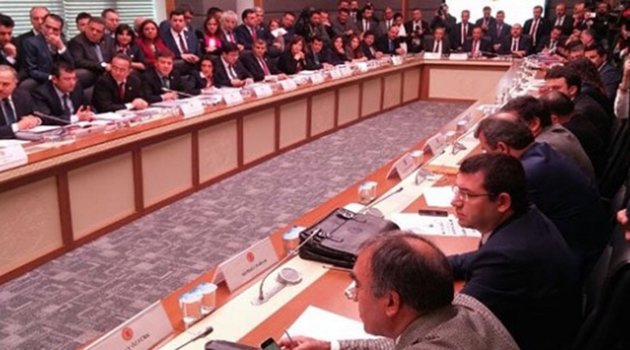CHP’li İnce’den AKP’li Şentop’a: Meclis Başkanı Değilsiniz