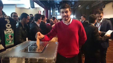 CHPLİ GENÇLERİN YENİ BAŞKANI EMRE YILMAZ