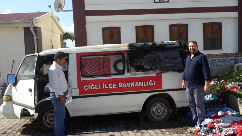 ÇİĞLİ CHP'NİN PROPAGANDA ARACI KUNDAKLANDI!