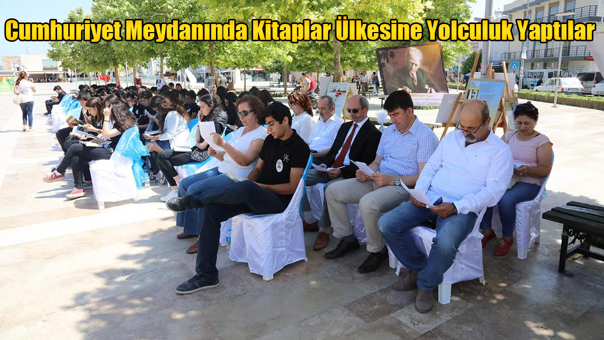 Cumhuriyet Meydanında Kitaplar Ülkesine Yolculuk Yaptılar