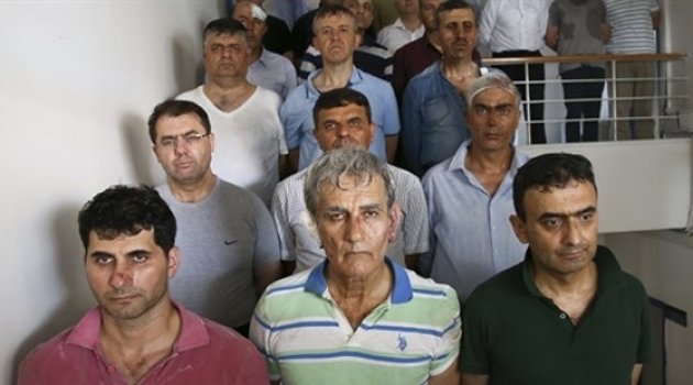 Darbe Komisyonu'nun CHP'li Üyeleri Adalet Bakanlığı'na Tutuklu Subaylara Ziyaret İçin Başvurdu