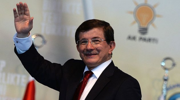 Davutoğlu Resmi Olarak İstifasını Sundu