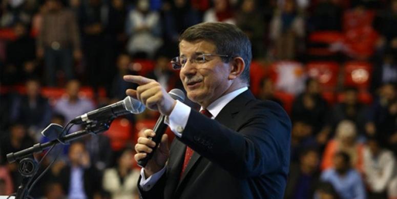 DAVUTOĞLU: KEMAL ŞİMDİ HAYAL OYUNLARI İLE OYNUYOR