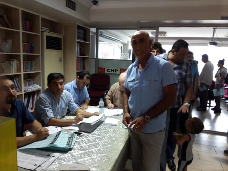 CHP İZMİR’DE SANDIKTA 2. GÜN MESAİSİ HAREKETLİ GEÇTİ!