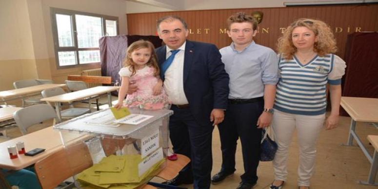 DELİCAN AİLESİ SANDIK BAŞINDA