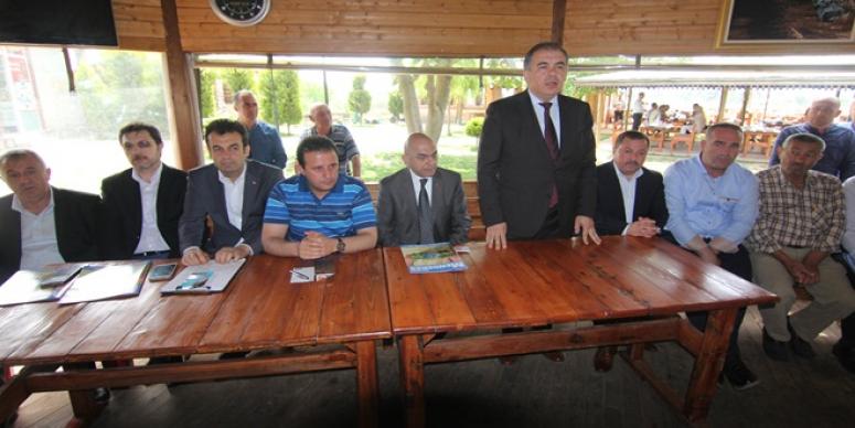 DELİCAN: AK PARTİ SÖYLEDİKLERİNİ YAPAR, YAPACAKLARINI SÖYLER