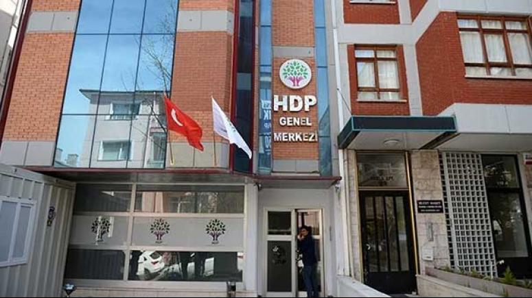 DEMİRTAŞ'A ŞÜPHELİ ÇİÇEK!