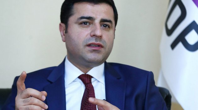 Demirtaş: Artık dikiş tutmaz, AKP çözülmeye başlamıştır