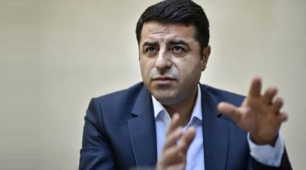 Demirtaş: CHP ve MHP sarayın önünde diz çöktüler!