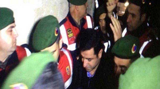 Demirtaş hastaneye kaldırıldı