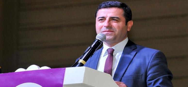 DEMİRTAŞ: 7 HAZİRAN'DA KRALINIZA TANSİYON HAPI AYARLAYIN