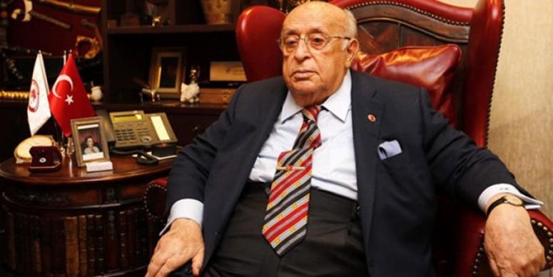 SÜLEYMAN DEMİREL HASTANEYE KALDIRILDI