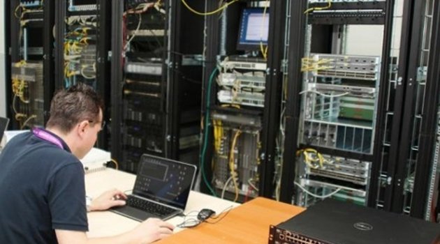 Devlete 100 Bin Bilişim Uzmanı Alınacak