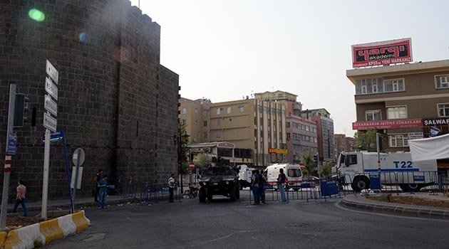 Diyarbakır'da 16 mahallede sokağa Çıkma Yasağı