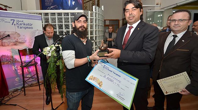 Doğayı Seven Karikatüristler Foça'da Ödüllendirildi