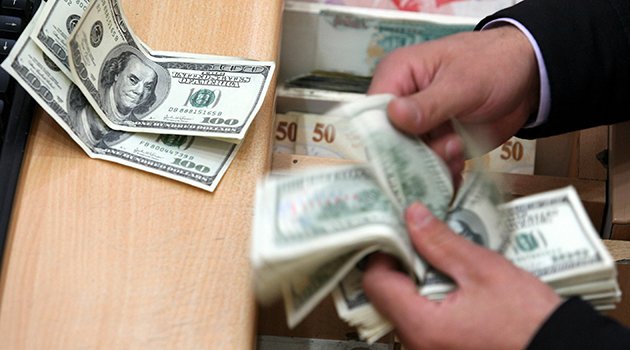 Dolar 3.38'in Altını Gördü
