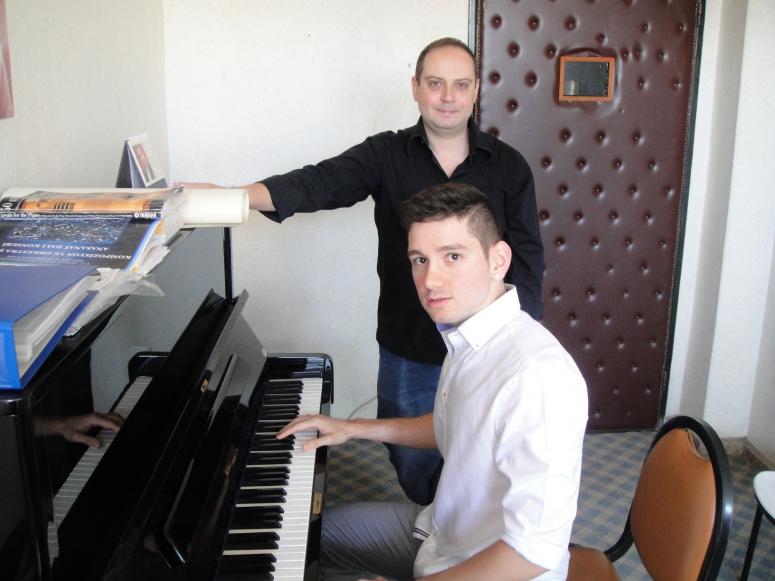 GENÇ SANATÇININ BÜYÜK BAŞARISI