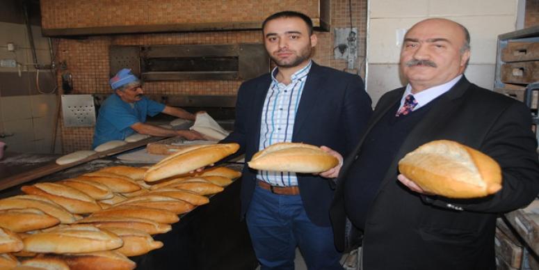 YILDA 1.4 MİLYAR LİRALIK EKMEK ÇÖPE GİDİYOR…