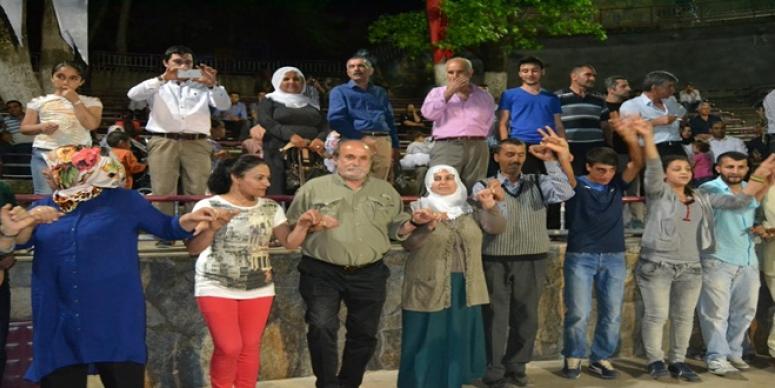 KÜRKÇÜ DÜĞÜN HALAYINDA