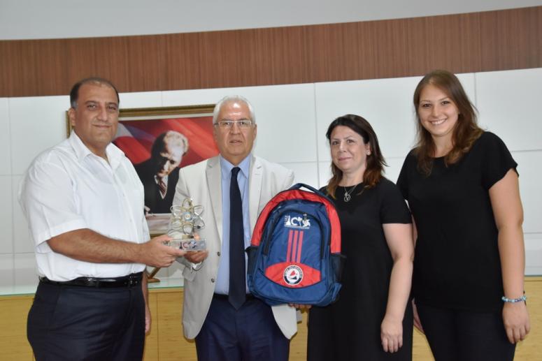 DESTEĞE PLAKETLİ TEŞEKKÜR
