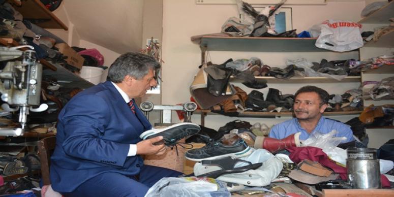 BALBAY: “İNSANLAR YENİ AYAKKABI ALACAK DURUMDA DEĞİL”