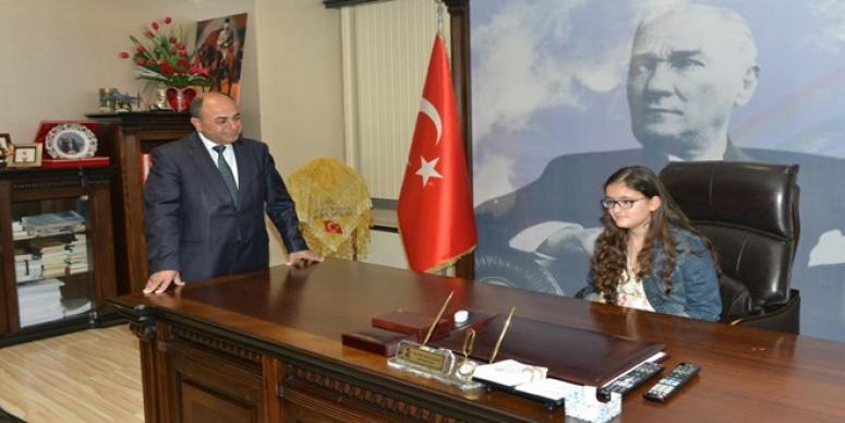 23 NİSAN’DA ÇİĞLİ’DE KOLTUK DEVRİ