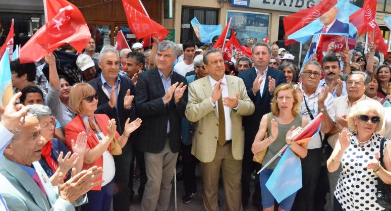 CHP DİKİLİ'DE TEK YÜREK OLDU