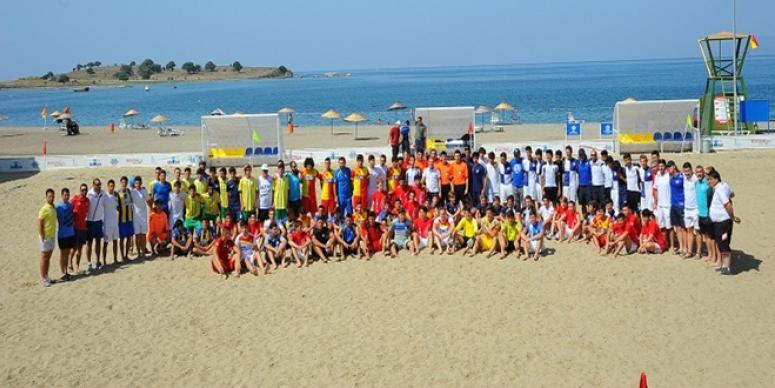 EGE’NİN FUTBOL DEVLERİ SEFERİHİSAR’DA BULUŞUYOR