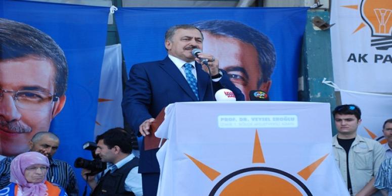 BAKAN EROĞLU'NUN SEÇİM OFİSİNE BİNLER KATILDI