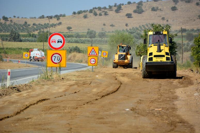 ÖDEMİŞ'TE YATIRIMLAR TAM GAZ