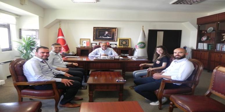 YENİ DÜNYA VAKFI GENÇLİK KOLLARI BAŞKAN MAHMUT BADEM’İ ZİYARET ETTİ