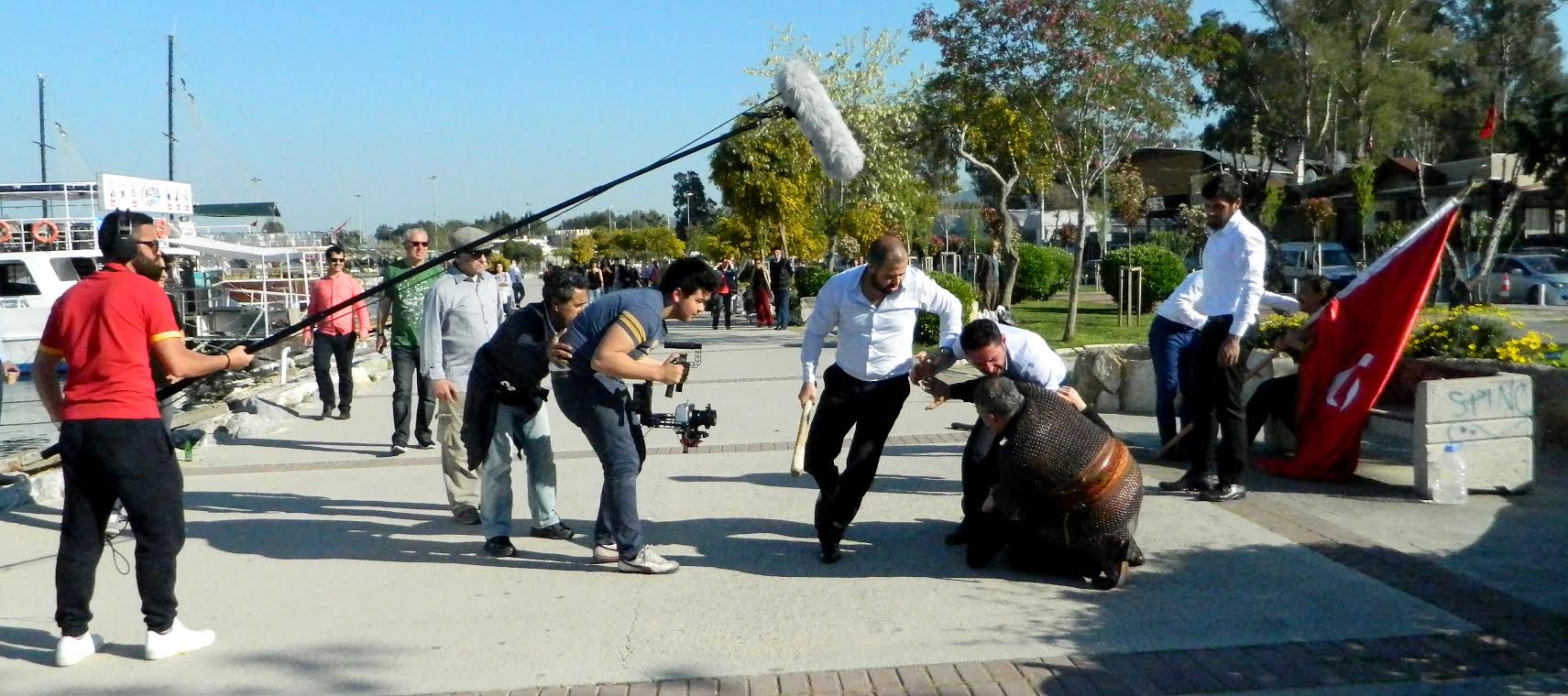 DÜNYA SİNEMALARI İZMİR’İ KONUŞACAK