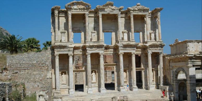 EFES ANTİK KENTİ DE UNESCO DÜNYA MİRASI LİSTESİ'NDE