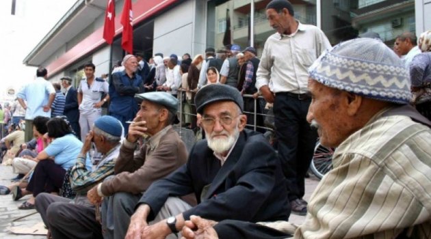Emekliye Maaş Promosyonunda 'Gizli Kredi' İddiası