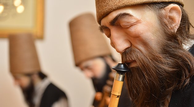 Emir Sultan’da Tarihi Dokunuş