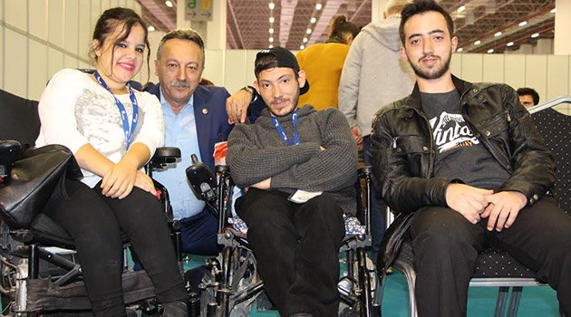 Engelsiz Bir Dünya İçin El Ele Verelim