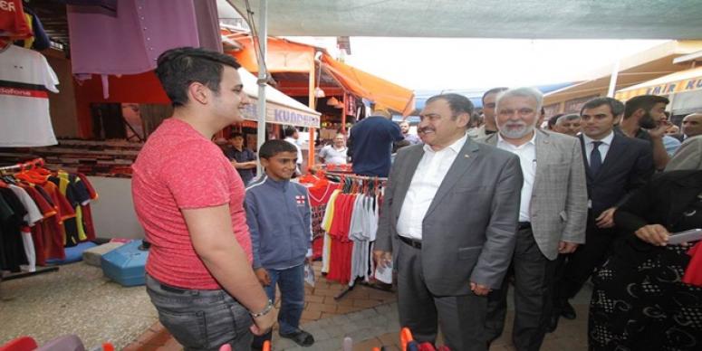 İZMİR'DE GÜZEL HİZMETLER YAPACAĞIZ