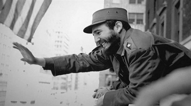 Fidel Castro Hayatını Kaybetti