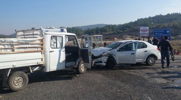 Foça'da Kaza: 7 Yaralı