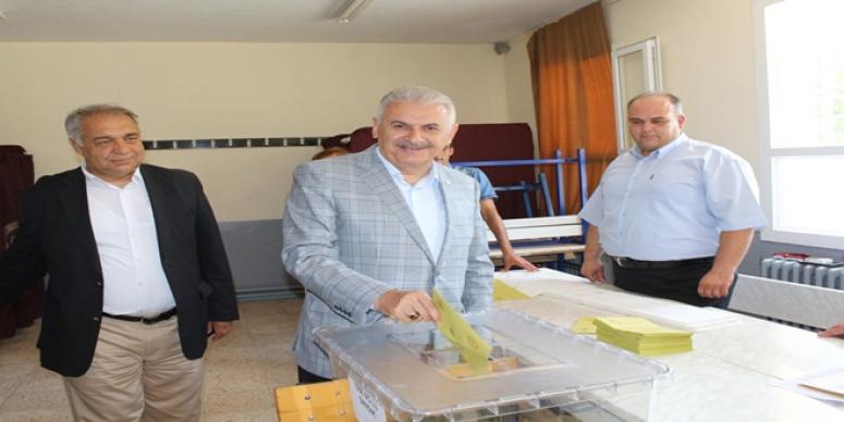 BİNALİ YILDIRIM OYUNU KULLANDI
