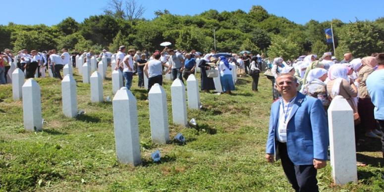 SÜREKLİ; “SREBRENİTSA KATLİAMINI UNUTMAYACAĞIZ, UNUTTURMAYACAĞIZ”