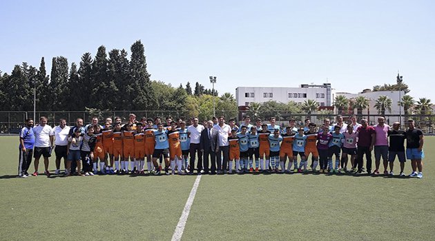 Futbol Bahane Dostluk Şahane