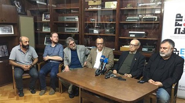 Gazetecilerden çağrı: Bu Hatadan Dönün
