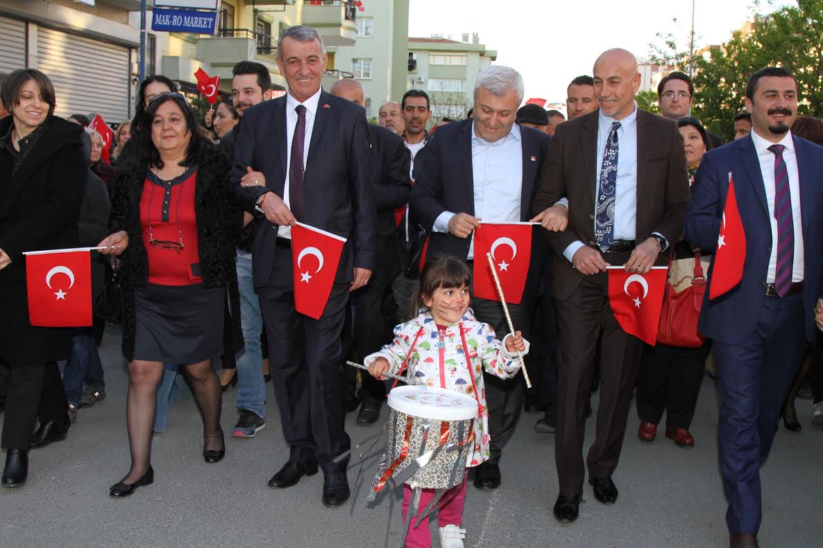 Gaziemir’de 23 Nisan coşkusu