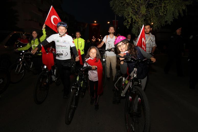 GAZİEMİR’DE 92. YIL COŞKUSU