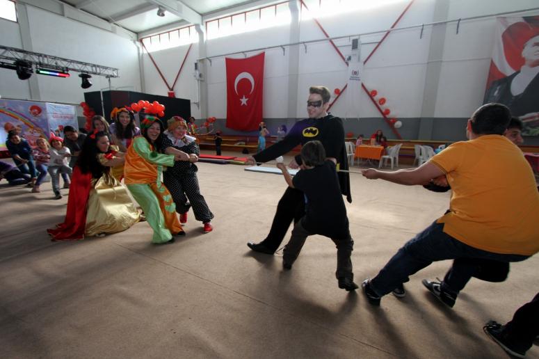 GAZİEMİR’DE ŞENLİK ZAMANI